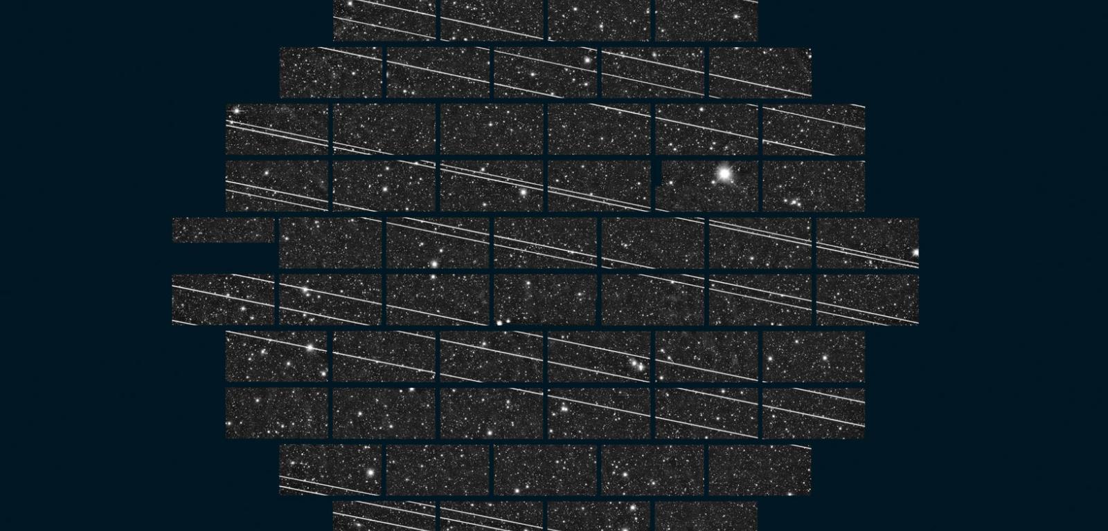 Źródłem 19 smug świetlnych na tym zdjęciu, wykonanym w listopadzie 2019 roku za pomocą 4-metrowego teleskopu Víctora M. Blanco w Cerro Tololo Inter-American Observatory w Chile, są satelity Starlink. Takie smugi zagrażają przyszłości astronomii naziemnej.