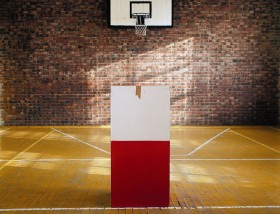 Ruch nad urną słaby, wybory samorządowe znów z niską frekwnecją (47 proc.)