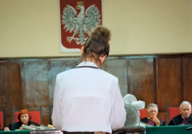 Jeśli skazana zachowuje się nienagannie, po 15 latach ma szanse na przejście do zakładu półotwartego. Monika Szymańska – w przyszłym roku