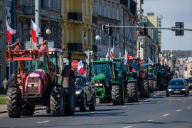 Rolnicy z zachodniopomorskiego w proteście zablokowali ulice w Szczecinie.