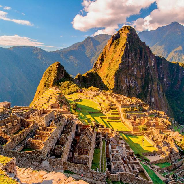 Machu Picchu to najwyżej położone (2400 m n.p.m.) inkaskie miasto. Przez zwolenników ruchu New Age uważane jest za jedną z czakr ziemi.
