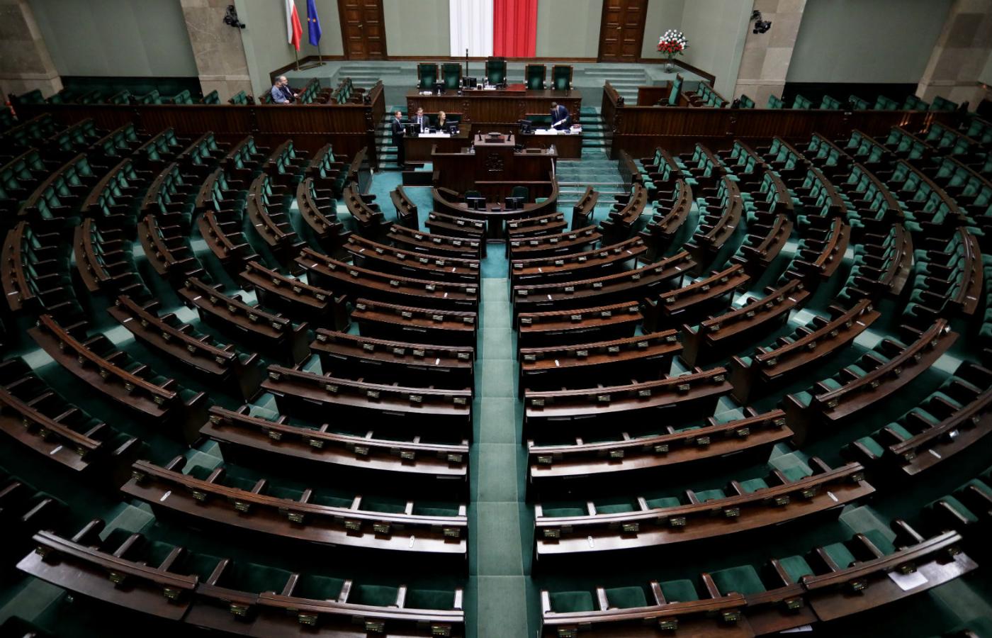 Sejm czeka na nowych posłów.