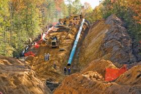 Potrzebne są gazociągi oraz magazyny gazu.