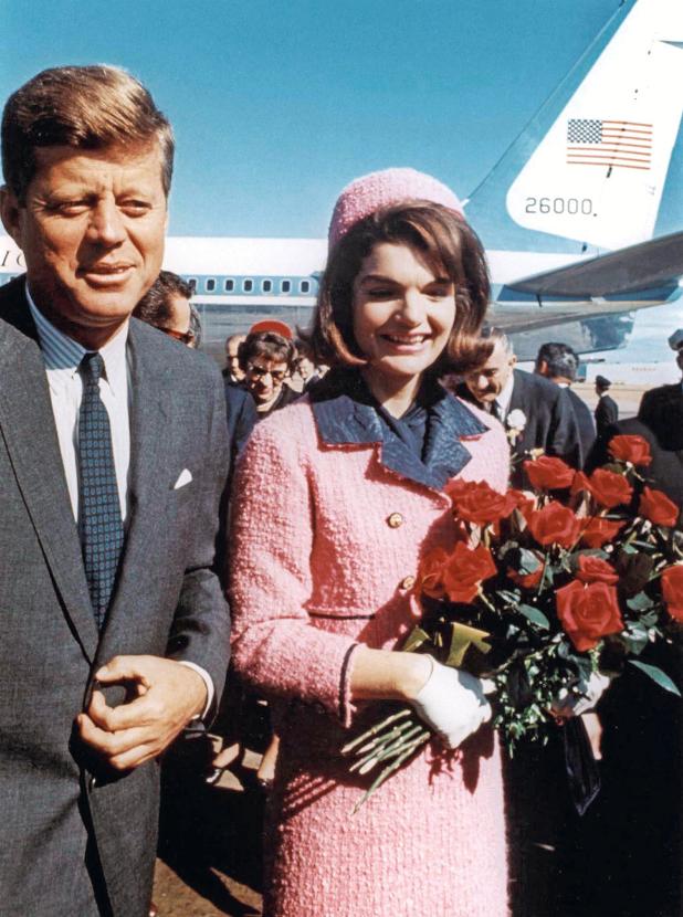 Para prezydencka na lotnisku w Dallas, 22 listopada 1963 r.