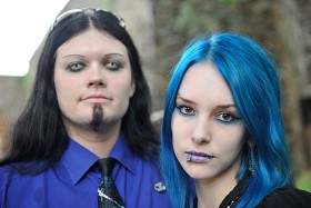 Niezwykła kolorystyka i wielobarwność od lat wyróżniają gości na festiwalu w Bolkowie.