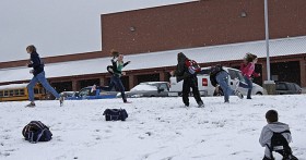 A to scenka przed szkołą, troche dalej na północ Ameryki.