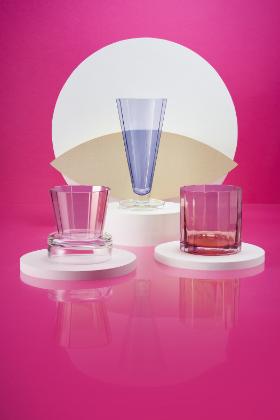 Fragment z kolekcji „Sakred” Karima Rashida. Fot. Tomek Albin. Scenografia/set-design: Zuzanna Piętkowska i Agata Kleczkowska