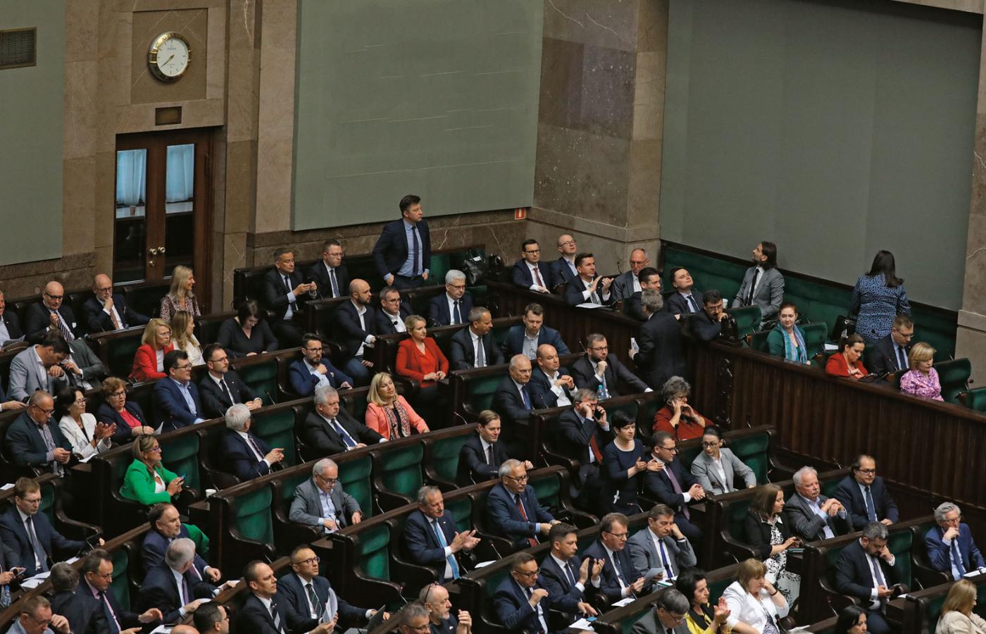 W zamian za poparcie uchwalenia prezydenckiego projektu Zbigniew Ziobro dostał głosy PiS przeciwko wnioskowi opozycji o odwołanie ministra sprawiedliwości.