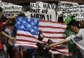 Na jednej z manifestacji przeciw interwencji Zachodu w Libii