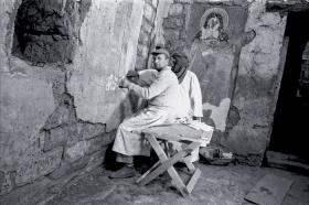 Ratowanie malowideł z odkrytej przez Polaków chrześcijańskiej świątyni w Faras, lata 60. XX w.