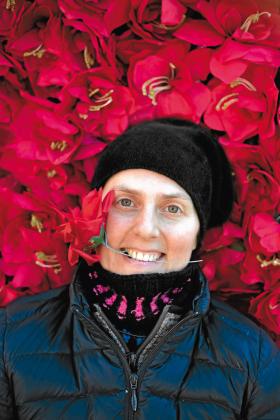 Julita Wójcik, ur. w 1971 r. Performerka, autorka akcji artystycznych.