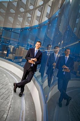 Gdyby Morawiecki dalej piął się po szczeblach kariery w obozie PiS, przeniesie go to na pierwszą linię ostrego politycznego sporu.