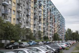 Blok po raz pierwszy został sprzedany razem z lokatorami w 1999 r.