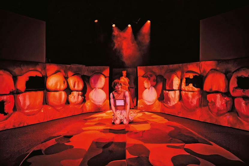 „Niewyczerpany żart”, reż. Kamil Białaszek