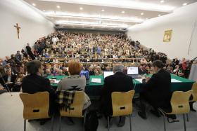 Inicjatorem całego przedsięwzięcia jest Krucjata Różańcowa i stowarzyszenie Solidarni 2010.