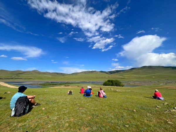 Mongolia pozwala cieszyć się łagodnością krajobrazów, poczuciem harmonii i otaczającą równowagą