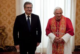 16 października 2010 r. Prezydent Bronisław Komorowski na audiencji u Benedykta XVI.