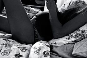 Wiele szpitali zasłania się klauzulą sumienia personelu i odsyła pacjentki gdzie indziej. Co w przypadku zagrożenia życia matki jest dramatycznym zaniedbaniem i poważnym naruszeniem praw pacjenta.