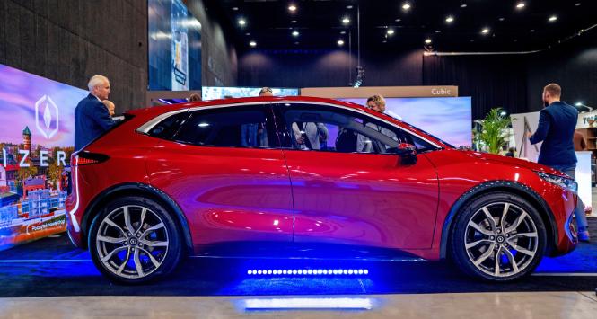 Izera, czyli włosko-chiński model pod flagą biało czerwoną.