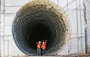 Mniejszy tunel ukończony na stacji Koziny.