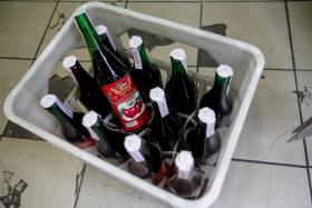 Tanie wino w jednym z warszawskich sklepów.