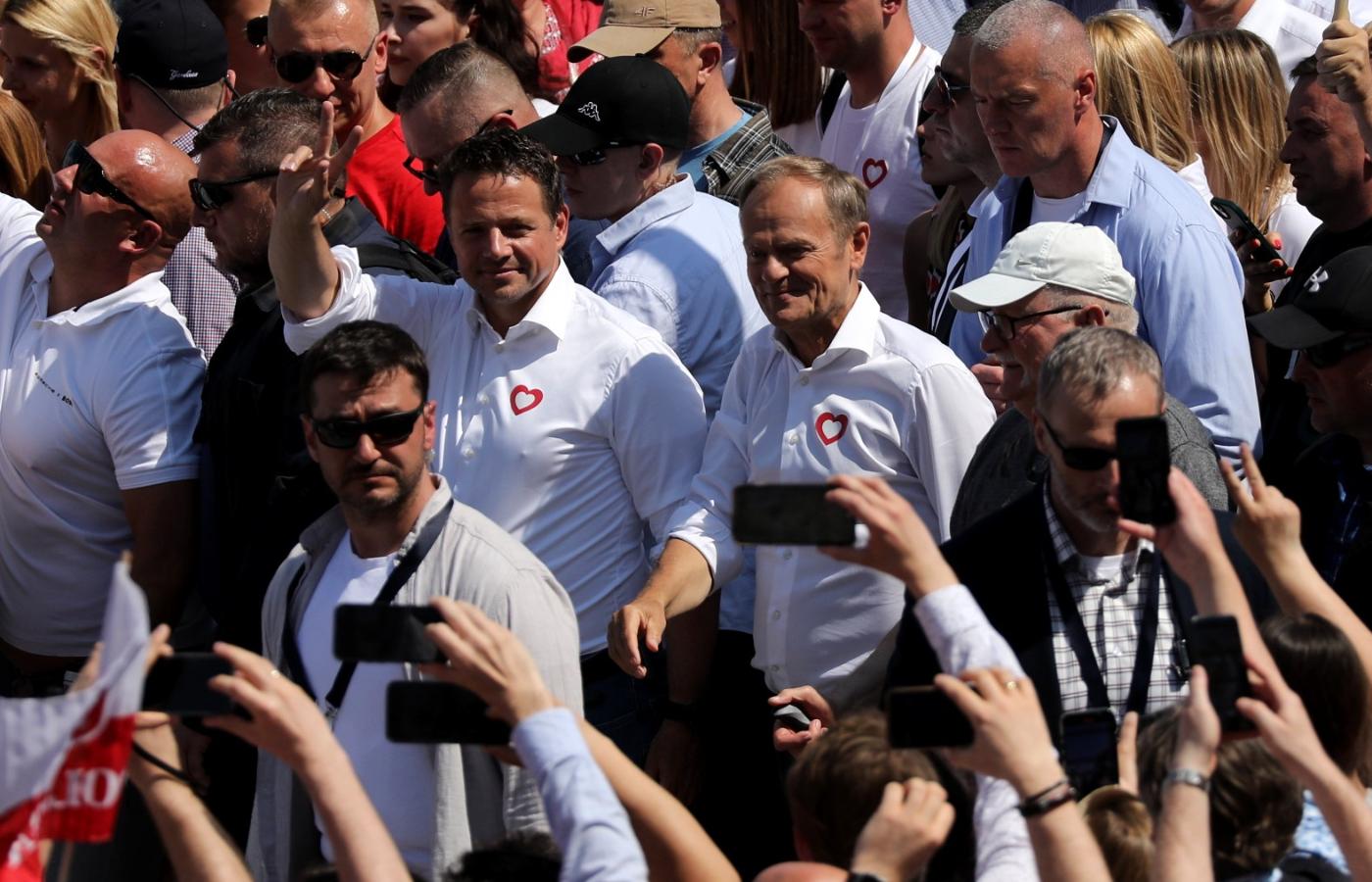 Rafał Trzaskowski i Donald Tusk podczas marszu 4 czerwca 2023 r.