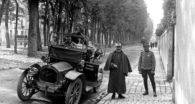 De Dion-Bouton, pierwszy automobil policji francuskiej