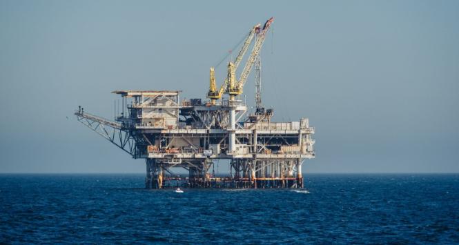 Kanadyjska spółka Central European Petroleum (CEP), prowadząca odwierty na Bałtyku kilka mil od Świnoujścia, poinformowała, że odkryte złoże Wolin East może zawierać 22 mln ton wydobywalnych węglowodorów w postaci ropy naftowej i kondensatu oraz 5 mld m sześc. gazu o jakości handlowej.