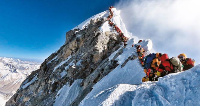 Każdy odcinek drogi na Everest ma swoją specyfikę.
