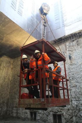 Stacja Powiśle. Wspólny kurs pod strop.