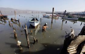 Santiago de Cuba po przejściu Sandyego. Mieszkańcy wschodniego wybrzeża USA też obawiali się takiego scenariusza.