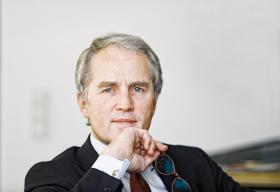 Rudiger von Fritsch - od 2010 r. ambasador Niemiec w Polsce. Wcześniej wieloletni pracownik tej ambasady.