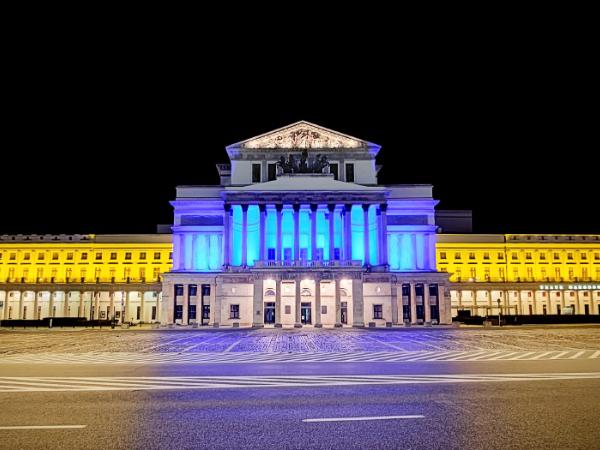 Teatr Wielki – Opera Narodowa w Warszawie w ukraińskich barwach