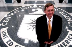 Michael J. Sulick, emerytowany oficer CIA