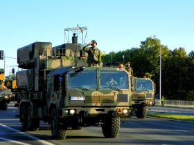 Kołowa wyrzutnia rakiet NSM Morskiej Jednostki Rakietowej. System pozyskany od Norwegii z udziałem polskiej zbrojeniówki (umowy z 2008, 2011 i 2014 r.) jest obecnie najnowocześniejszą bronią rakietową Polski.