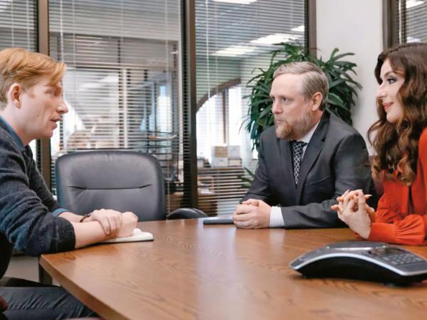 „The Paper”, scen. Greg Daniels, Michael Koman