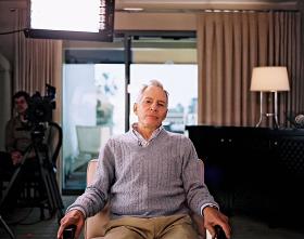 Kadr z serialu „Przeklęty: życie i śmierć Roberta Dursta”