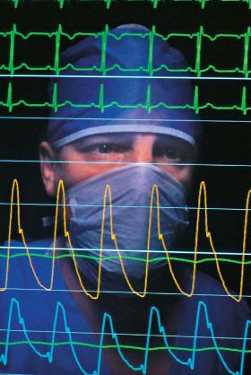 Funkcjonowanie wielu oddziałów aż w 127 szpitalach zostało zagrożone z powodu nagłego braku lekarzy, którzy podpisali lojalki.