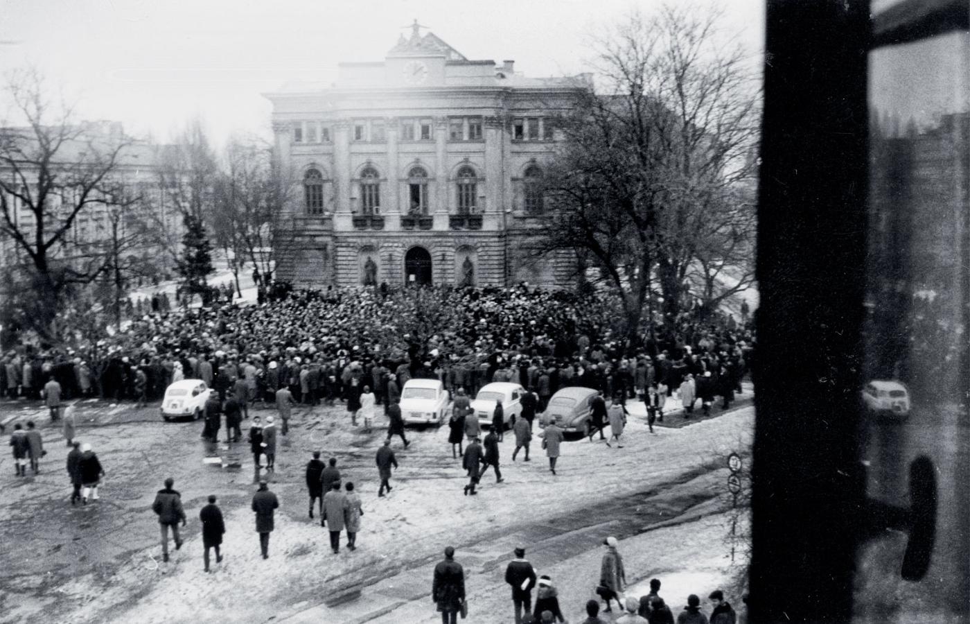 Wiec na Uniwersytecie Warszawskim, 8 marca 1968 r.