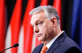 Pod rządami Orbána, Węgry odeszły od liberalizmu i stały się autokratyczną oligarchią opartą na politycznej przemocy oraz systemowej korupcji.