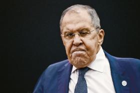 Rosyjską dyplomacją od 2004 r. kieruje Siergiej Ławrow. Pod maską stabilności kryje się postępująca militaryzacja.
