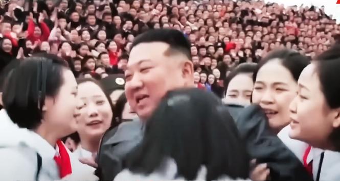 Propagandowy teledysk „Przyjazny ojciec”