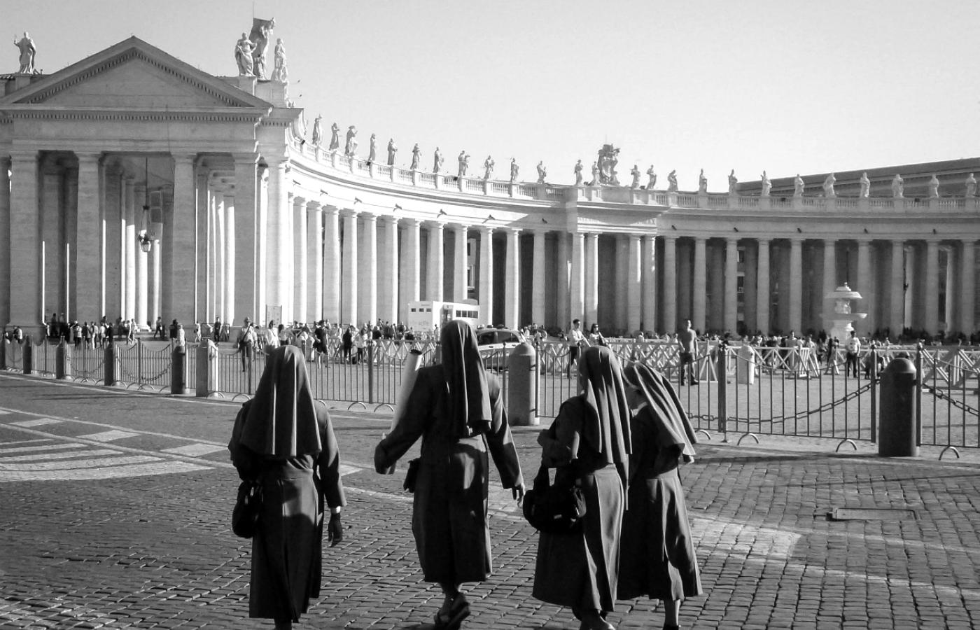 Kwestia molestowania seksualnego zakonnic przez duchownych pojawia się w przestrzeni publicznej nie pierwszy raz.