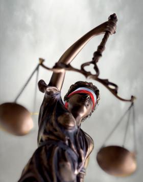 Opinię o wymiarze sprawiedliwości kształtują głośne na cały kraj orzeczenia niezrozumiałe, rażąco niesłuszne.