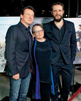 Przed oscarową galą: reżyserka z Robertem Więckiewiczem i Michałem Żurawskim, aktorami filmu „W ciemności”.