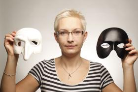 Dr Anna Tylikowska - psycholog, adiunkt, kierowniczka Zakładu Psychologii Ogólnej i Osobowości Wyższej Szkoły Biznesu – National-Louis University w Nowym Sączu.