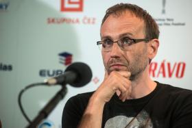 Marcin Koszałka (rocznik 1970) – dokumentalista, operator, scenarzysta i reżyser.