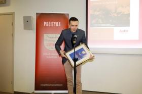 Najlepszy (i najwyższy) debiutant: Sebastian Pawlina.