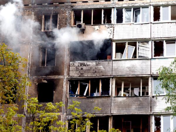 Kijów po ataku rosyjskich dronów, 7 maja 2025 r.