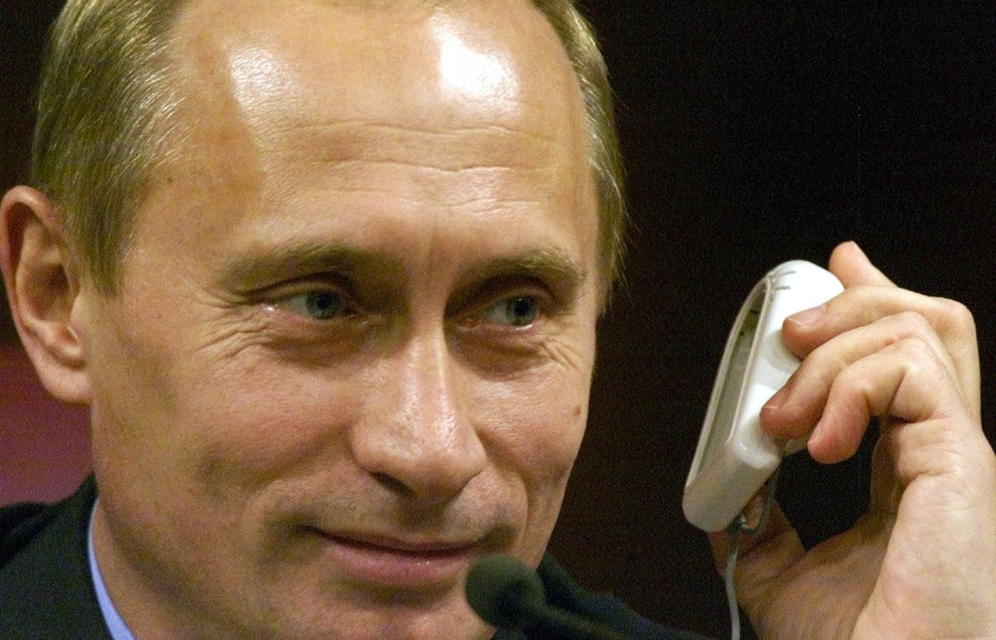 Władimir Putin proponuje Rosji trzecią drogę rozwoju.